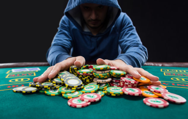 Winnipoker: Where Poker Bookie Mastery Begins