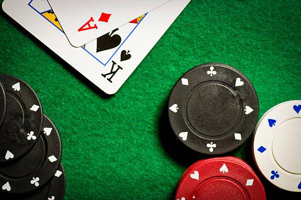 Exploring the Psychology of Casino Games: Why We Think We Can Beat the Odds